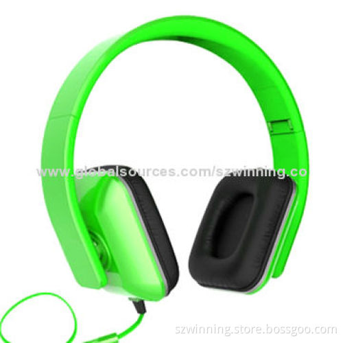 Portable headphone with colorful housing and competitive price